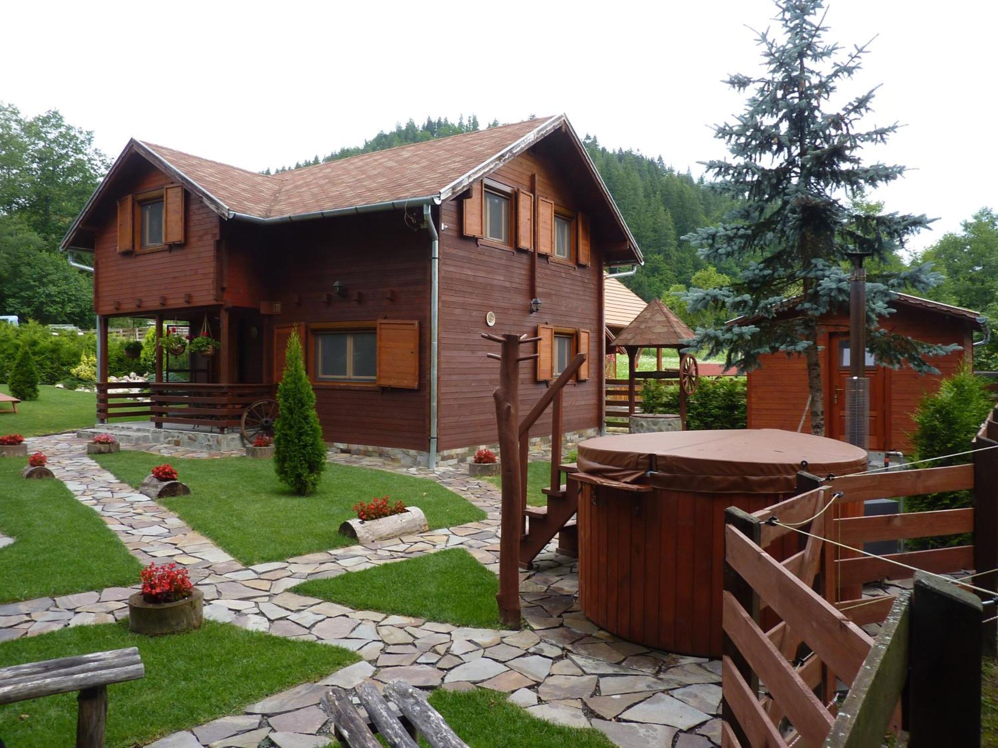 Nagy Lak Sub Cetate Exterior foto